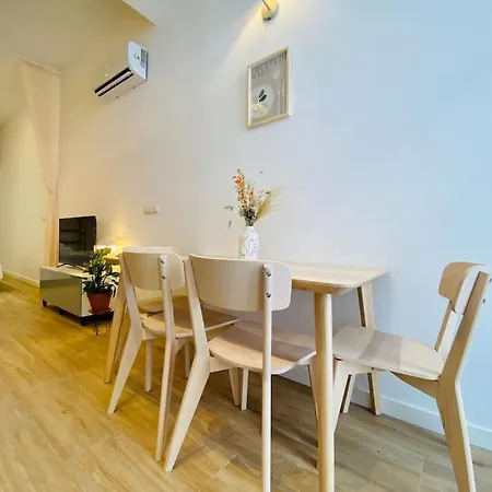 Relaxing Beachside Cabanyal Loft Valencia Exterior photo